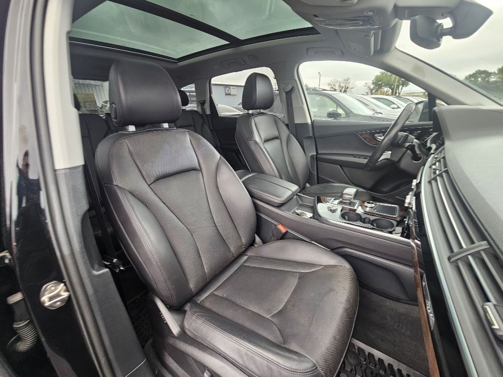 2017 Audi Q7 Image 19