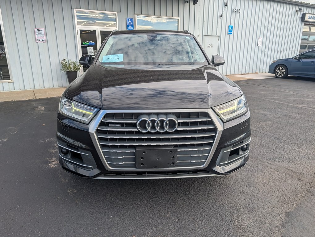 2018 Audi Q7 Image 2
