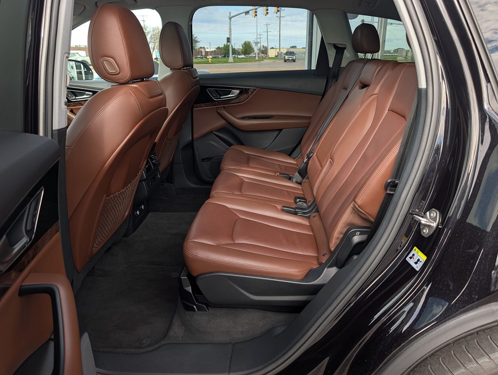 2018 Audi Q7 Image 26