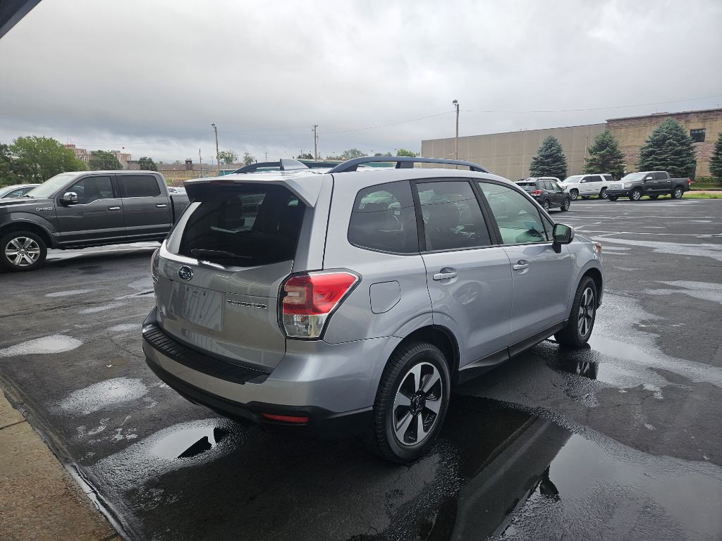 2018 Subaru Forester Image 5