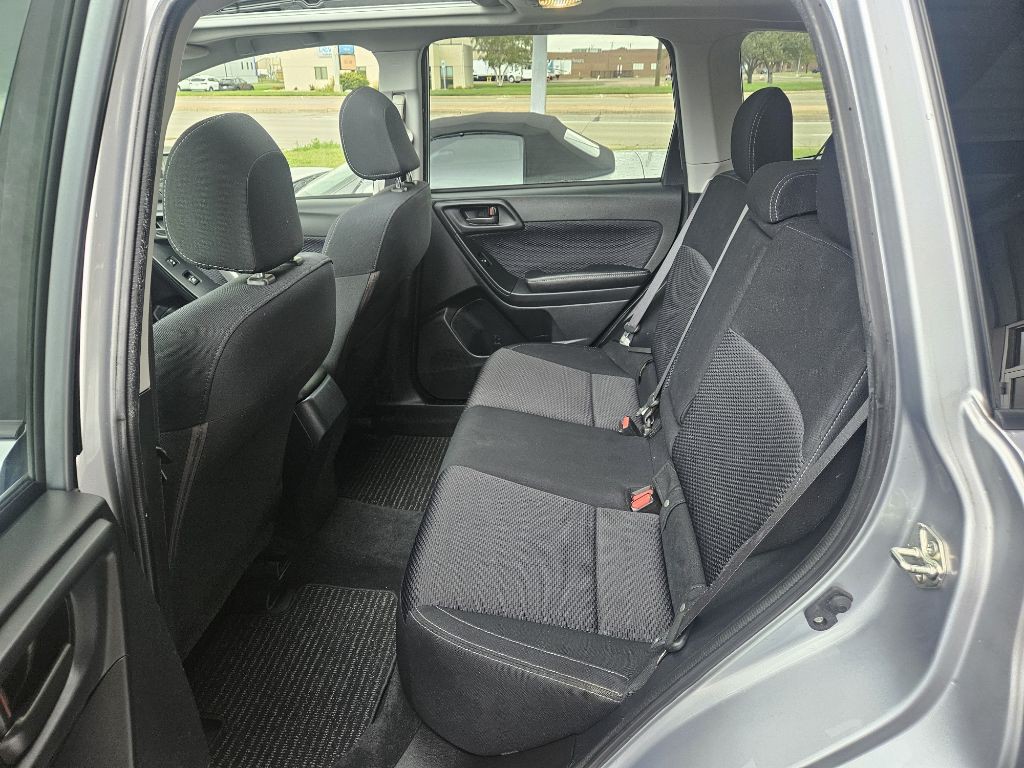 2018 Subaru Forester Image 13