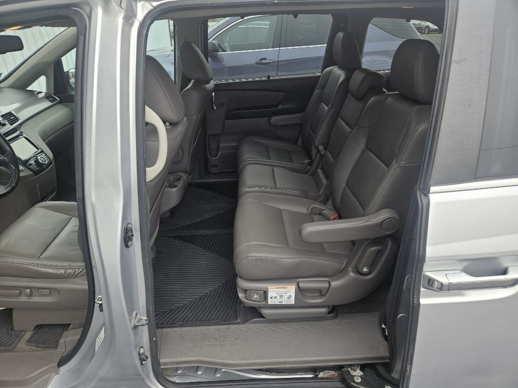 2014 Honda Odyssey Image 10