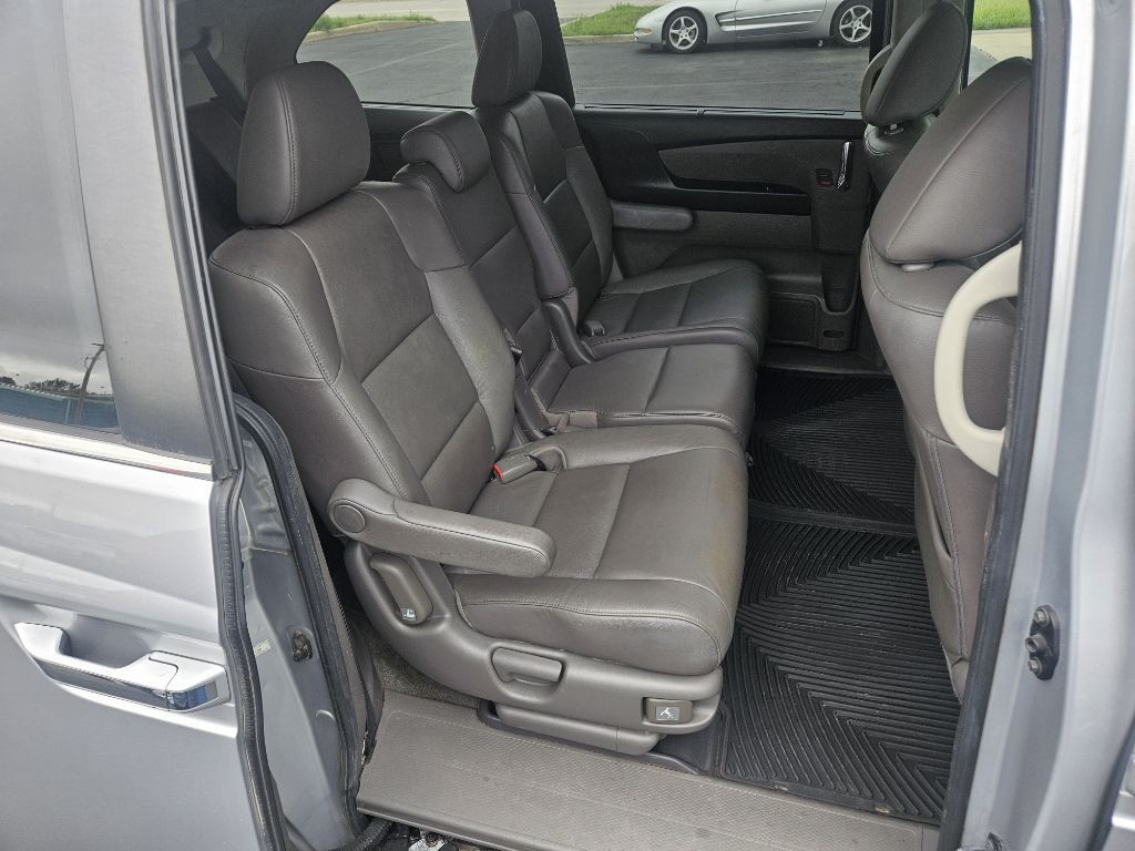 2014 Honda Odyssey Image 14