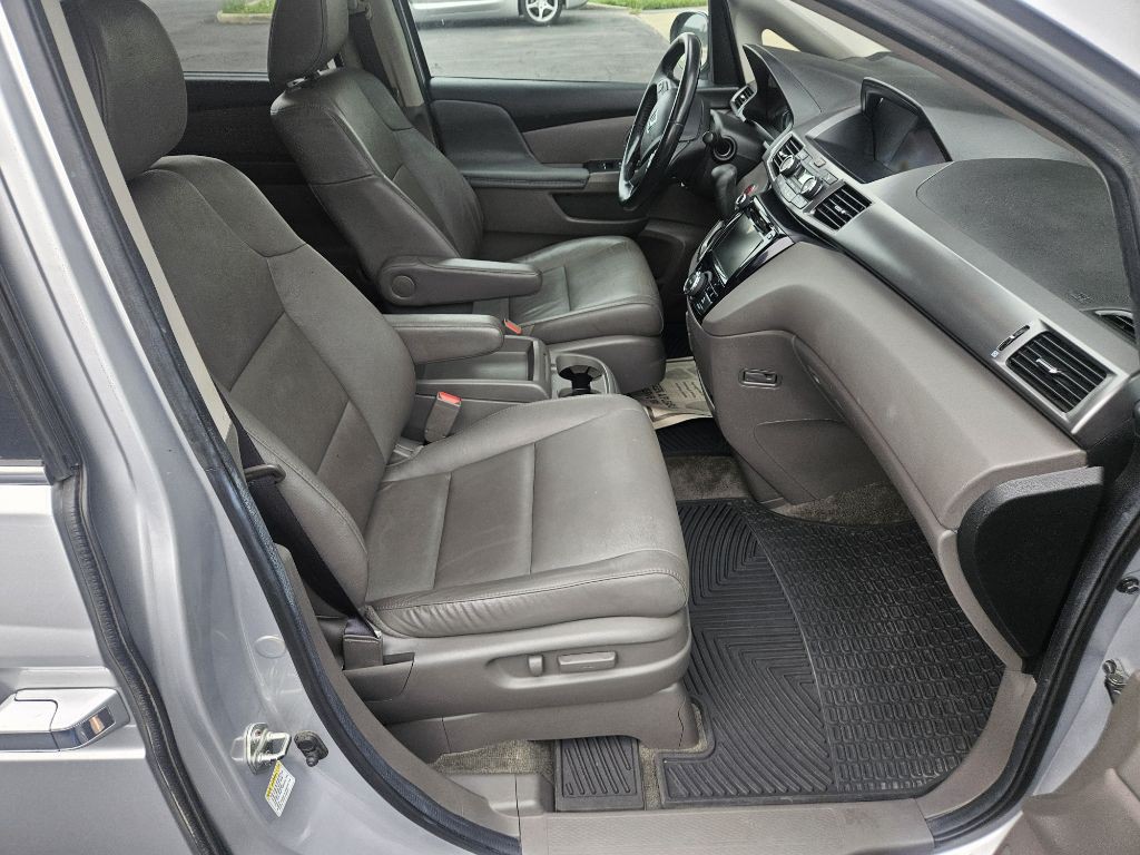 2014 Honda Odyssey Image 15
