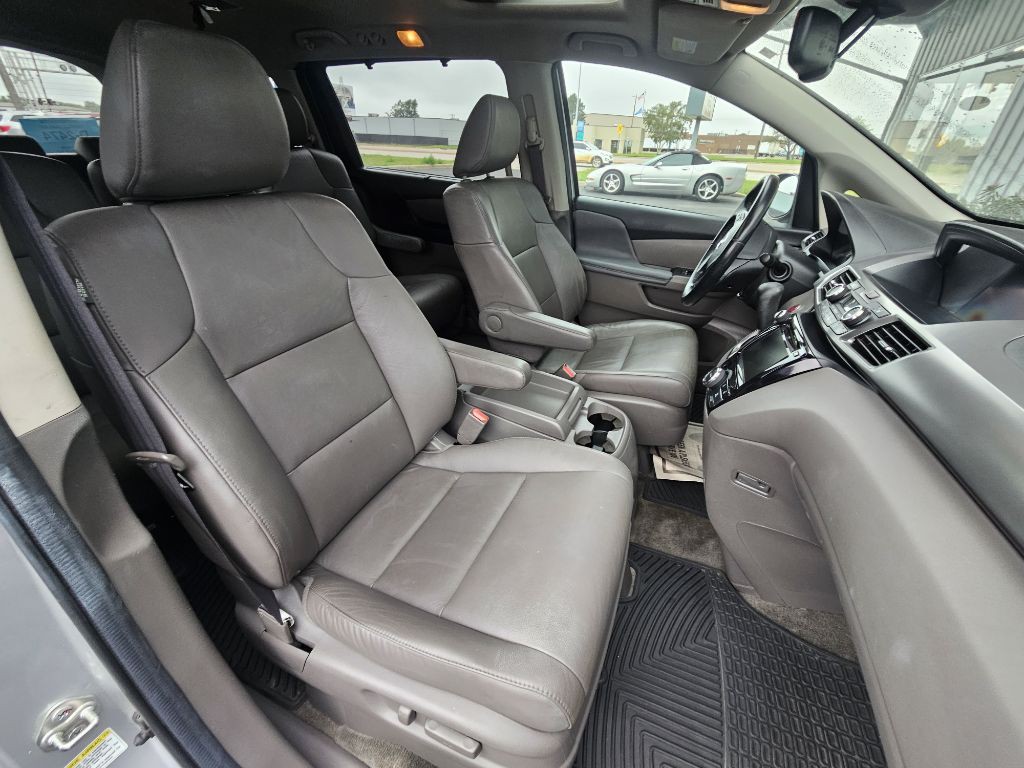 2014 Honda Odyssey Image 17