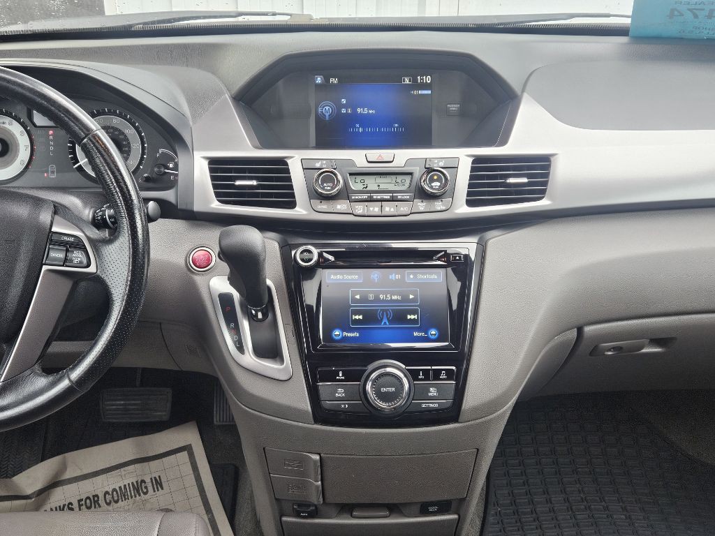 2014 Honda Odyssey Image 18