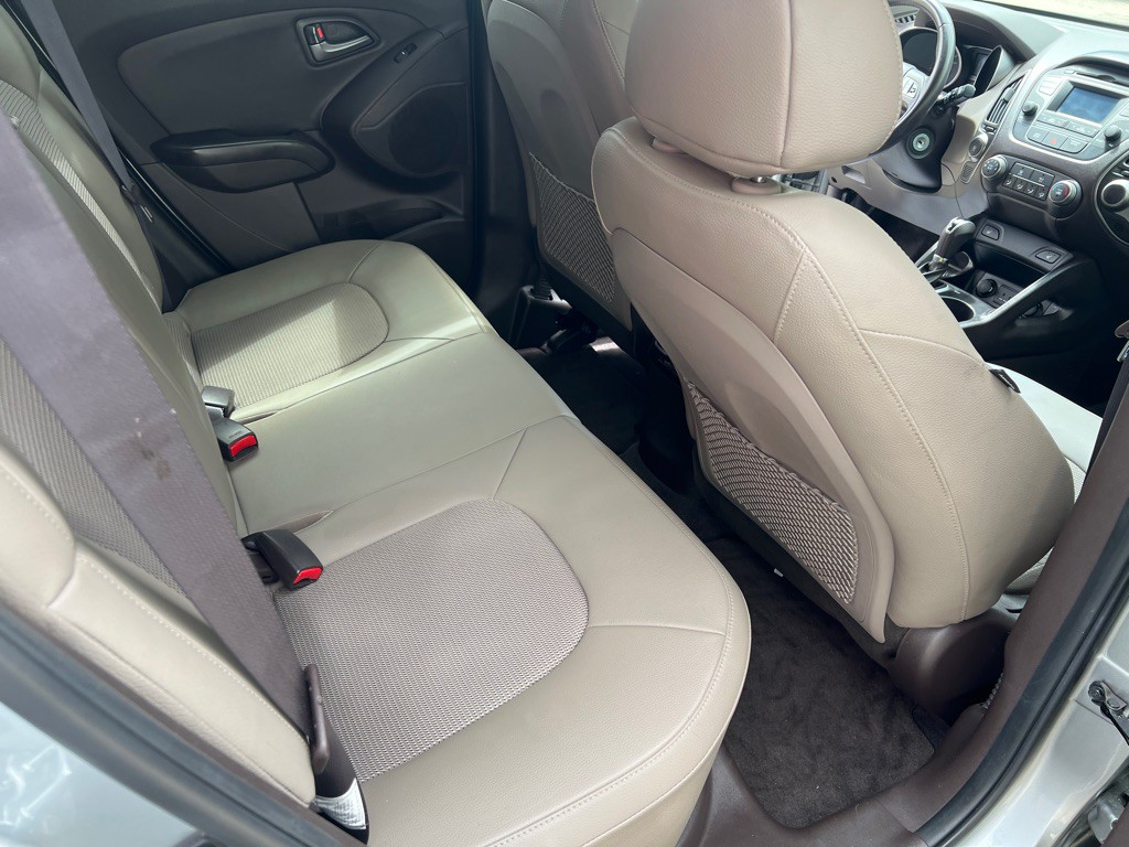 2015 Hyundai Tucson Image 11