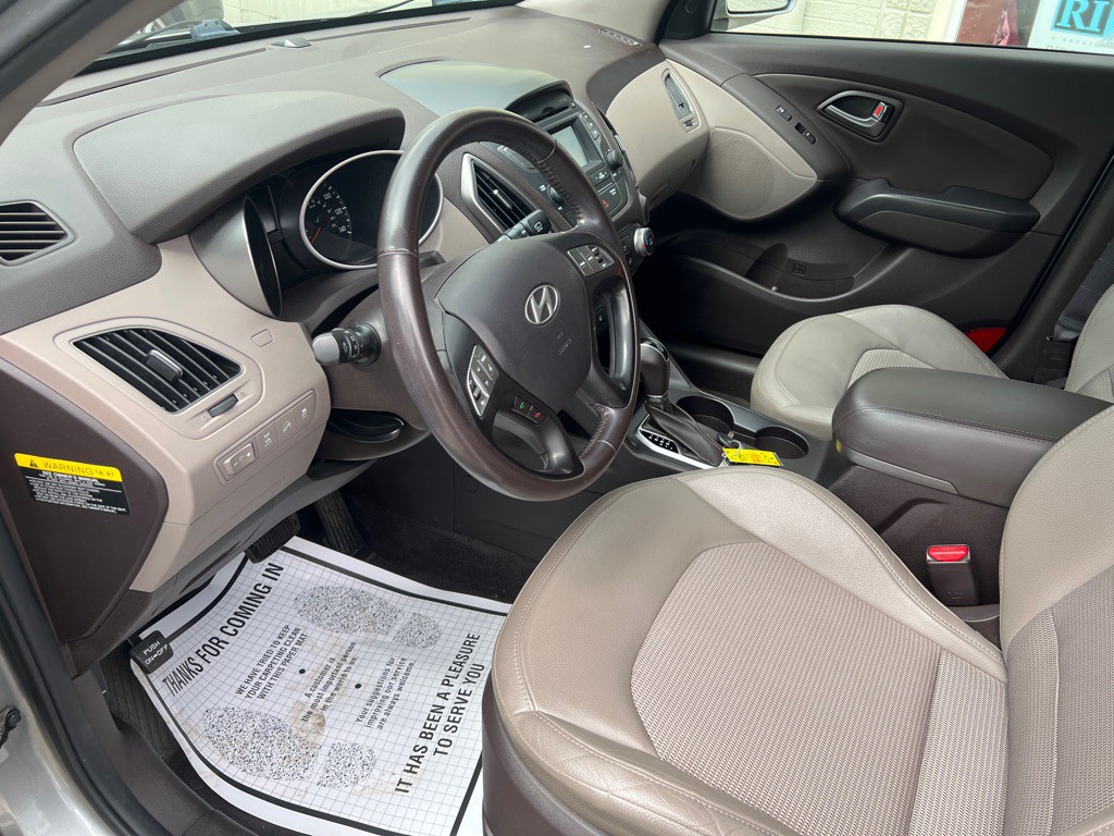 2015 Hyundai Tucson Image 18