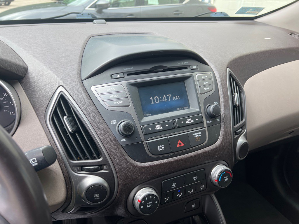 2015 Hyundai Tucson Image 20
