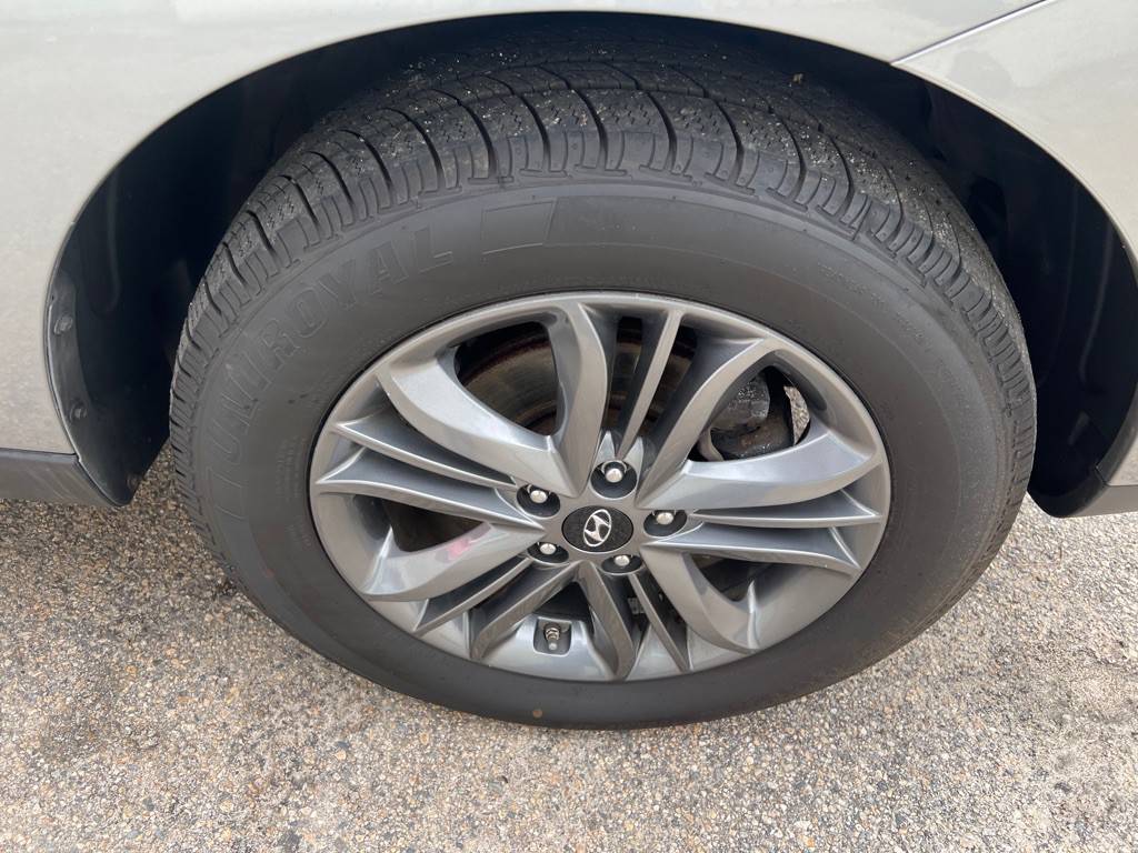 2015 Hyundai Tucson Image 24