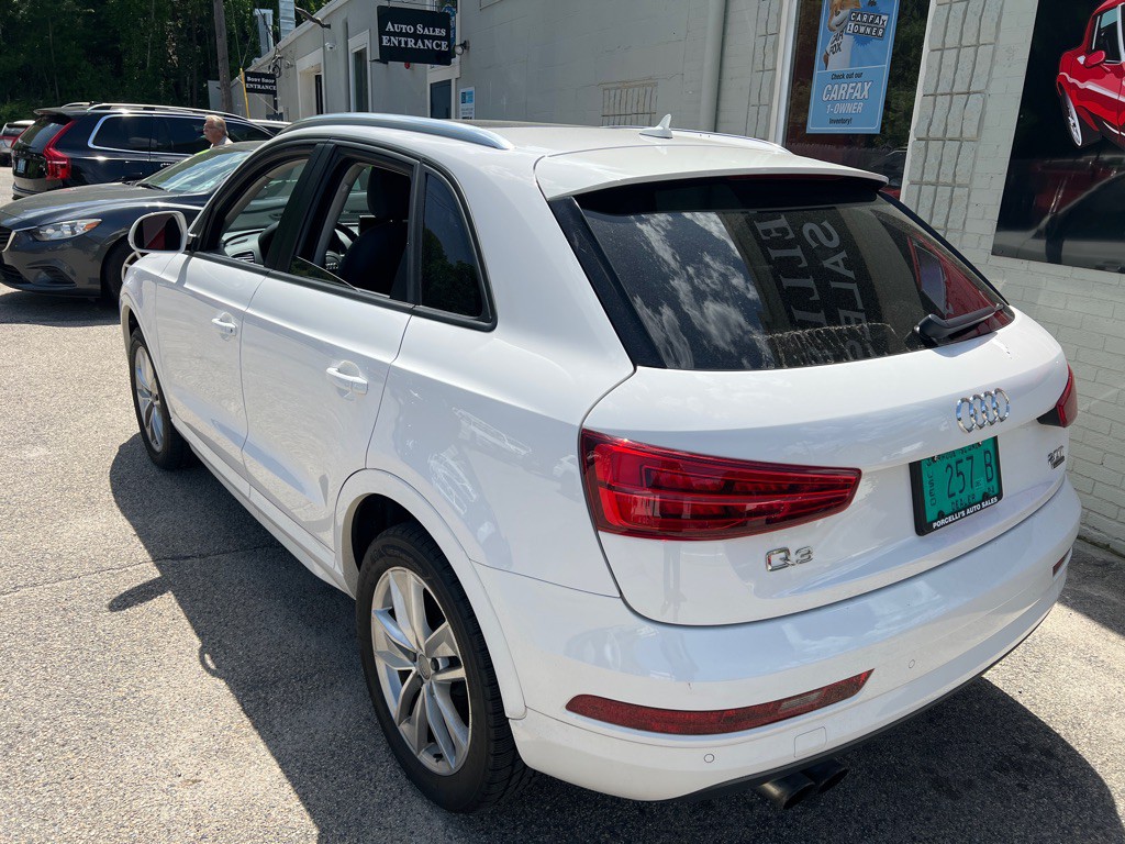 2017 Audi Q3 Image 3