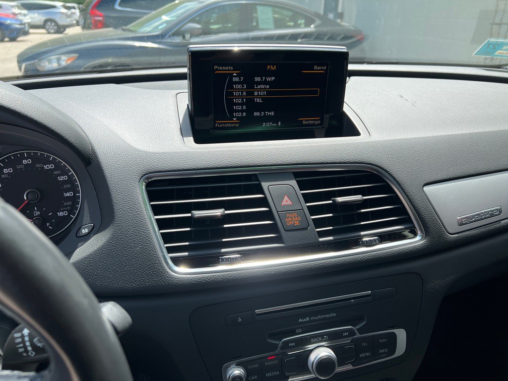 2017 Audi Q3 Image 21