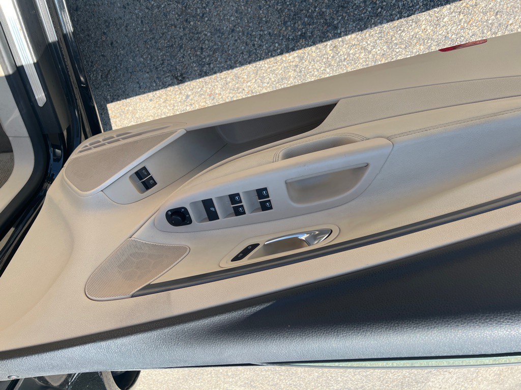 2009 Volkswagen Eos Image 16