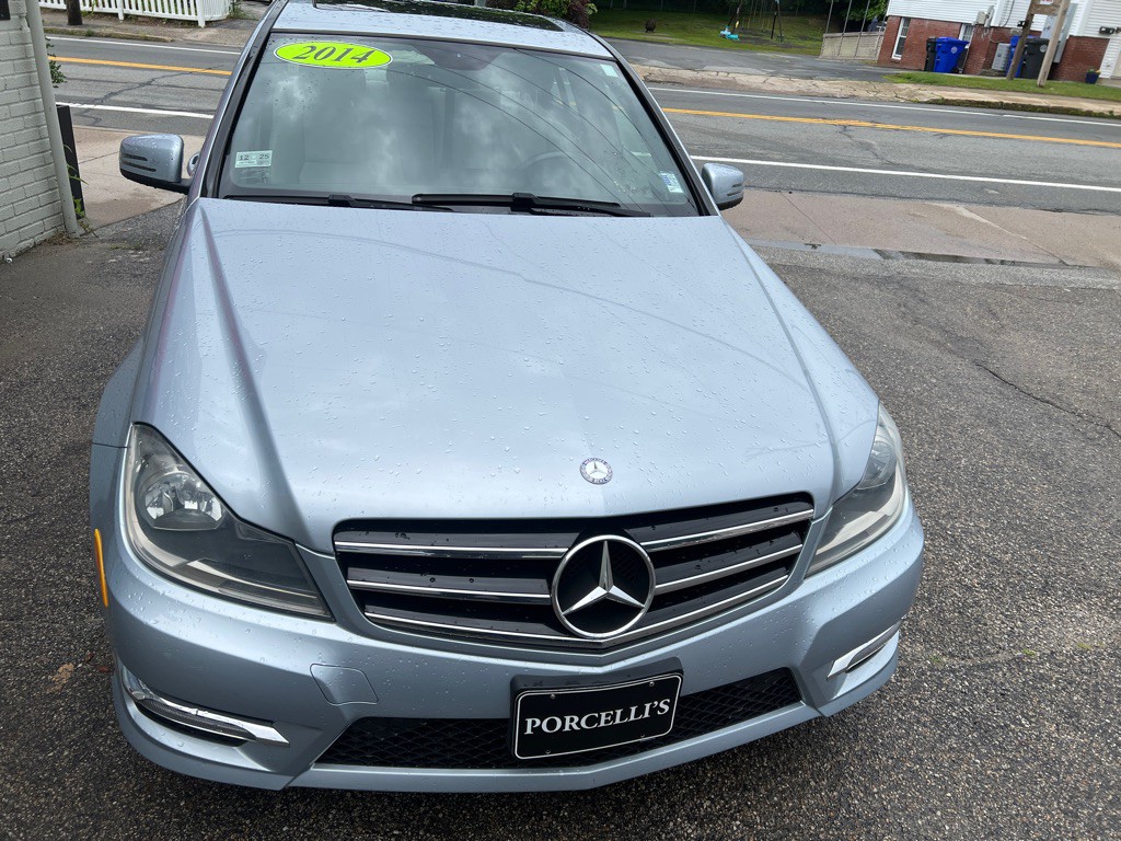 2014 Mercedes-Benz C-Class Image 6