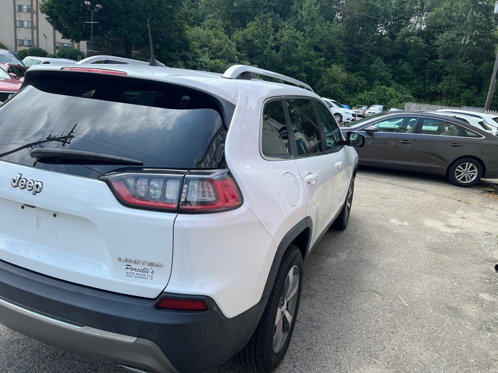 2019 Jeep Cherokee Image 5
