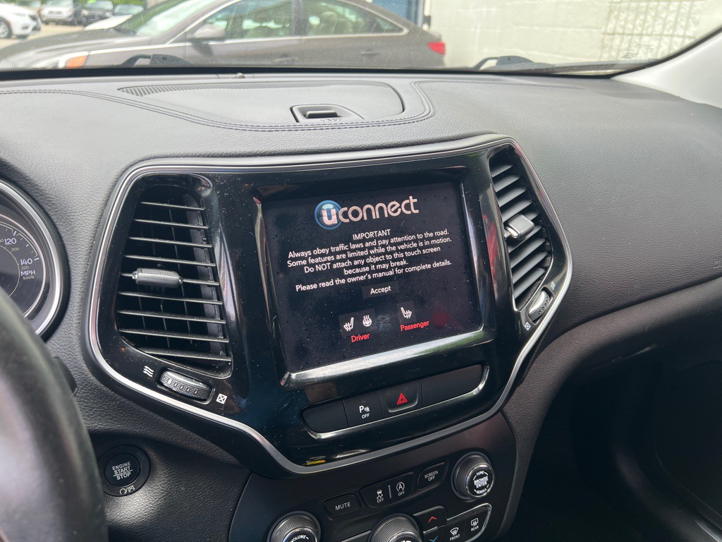 2019 Jeep Cherokee Image 20