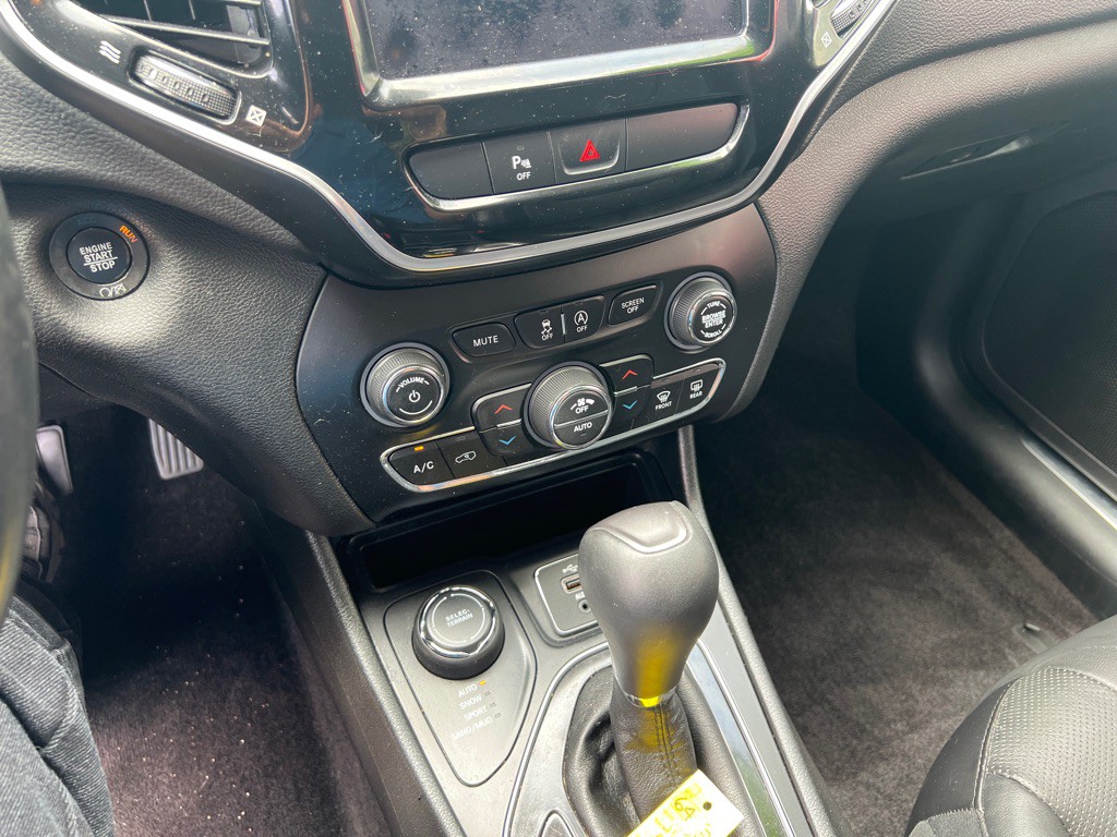 2019 Jeep Cherokee Image 21