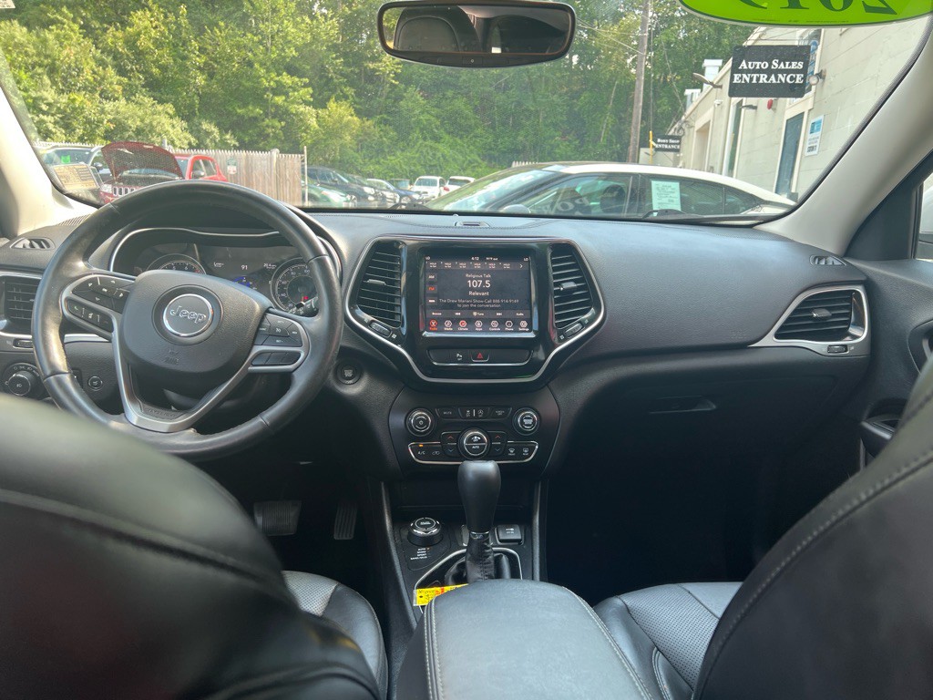 2019 Jeep Cherokee Image 42
