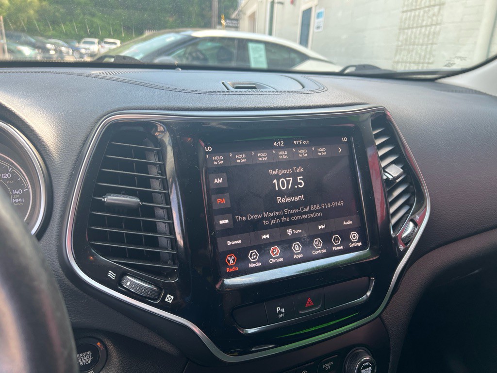 2019 Jeep Cherokee Image 43