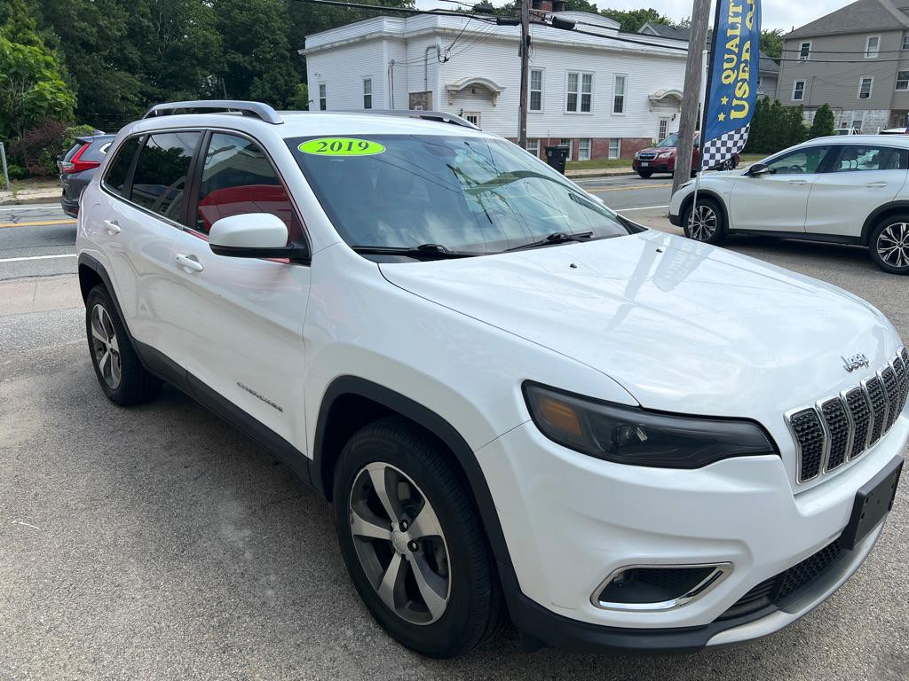 2019 Jeep Cherokee Image 6