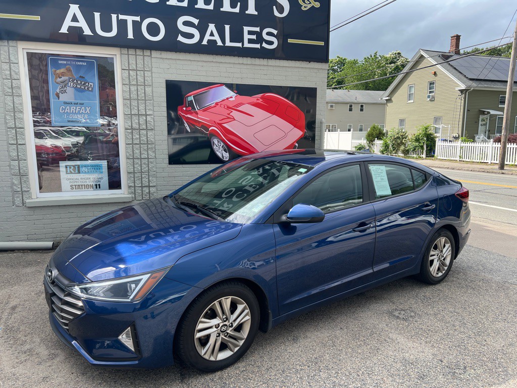 2019 Hyundai Elantra Image 2