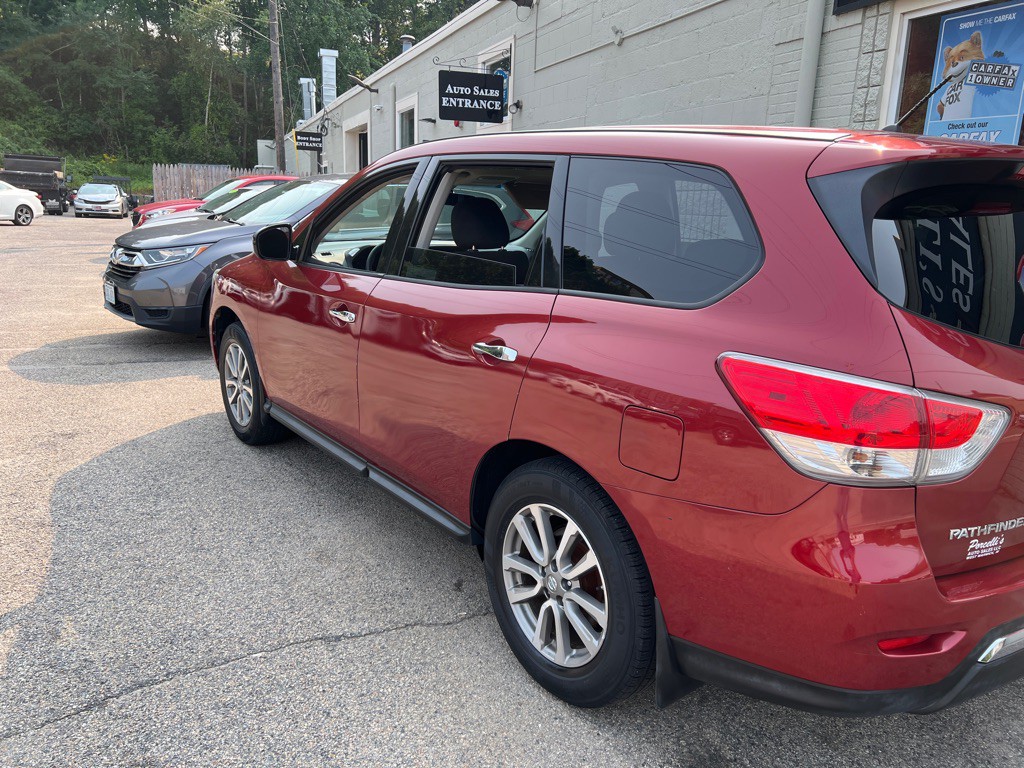 2015 Nissan Pathfinder Image 3