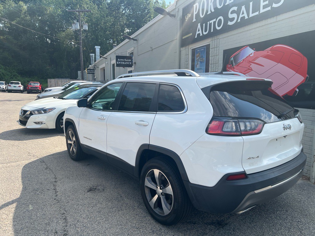 2019 Jeep Cherokee Image 3