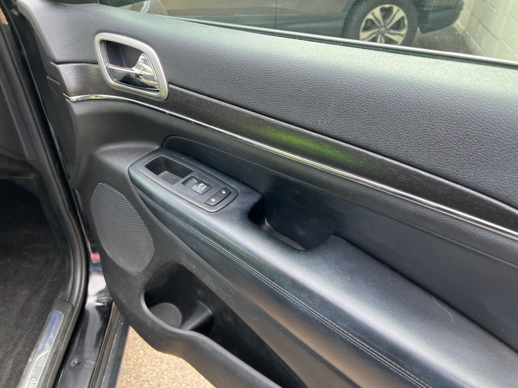 2018 Jeep Grand Cherokee Image 11