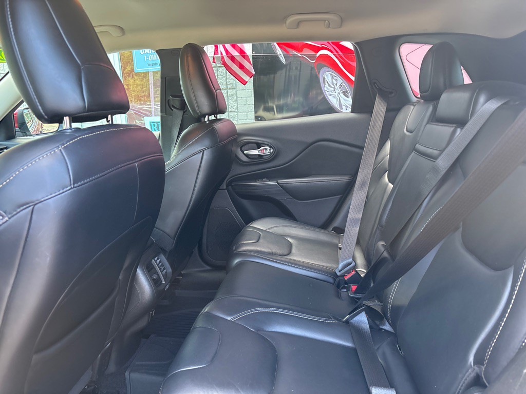 2016 Jeep Cherokee Image 8