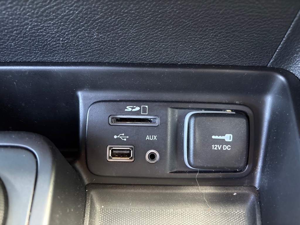 2016 Jeep Cherokee Image 13