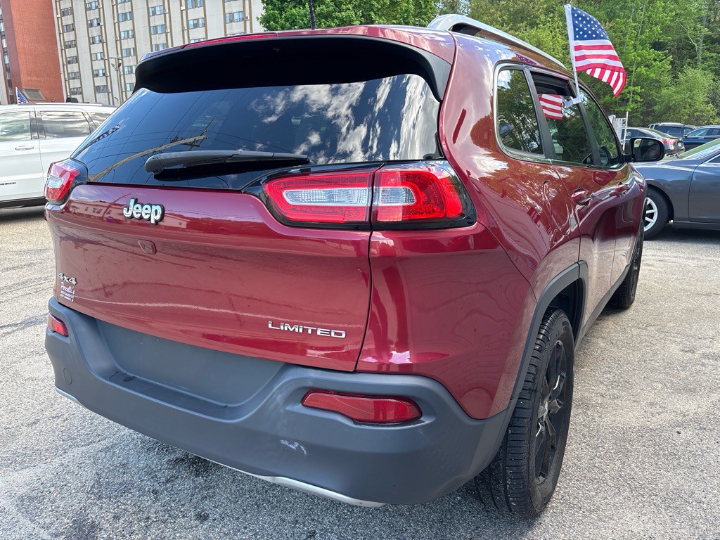 2016 Jeep Cherokee Image 24