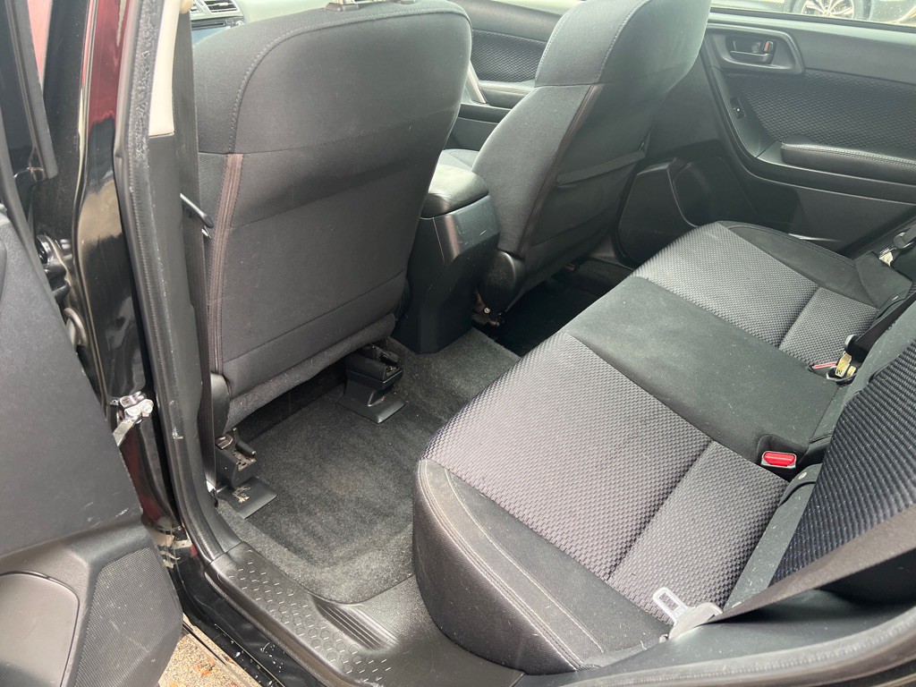 2018 Subaru Forester Image 14