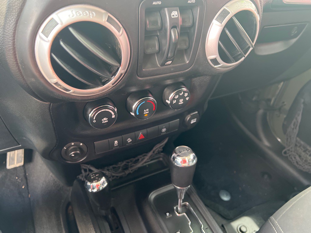 2016 Jeep Wrangler Unlimited Image 22