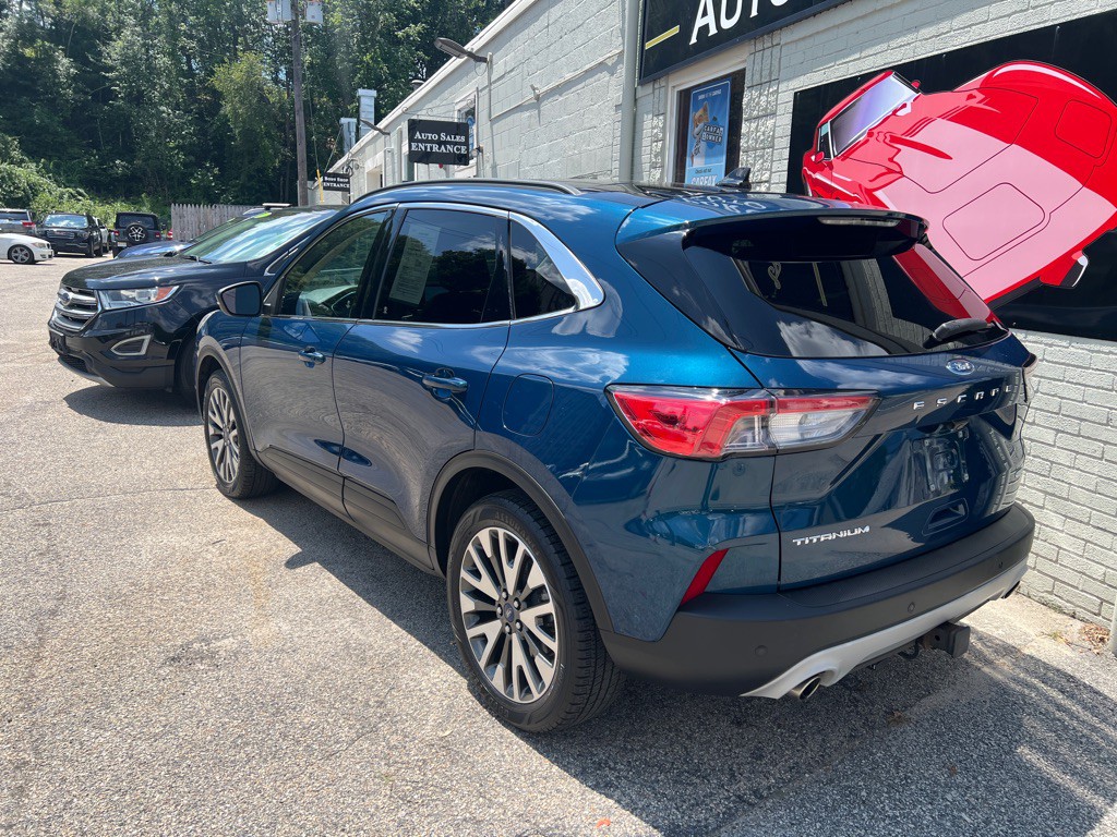 2020 Ford Escape Image 3