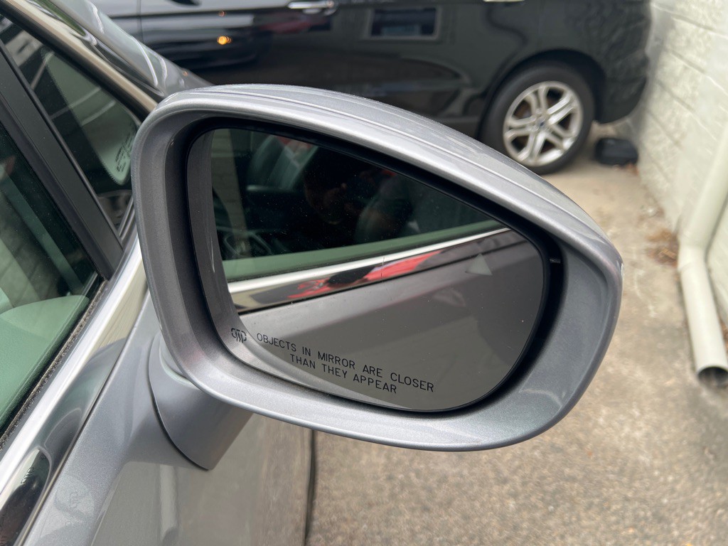 2020 Chrysler Pacifica Image 9