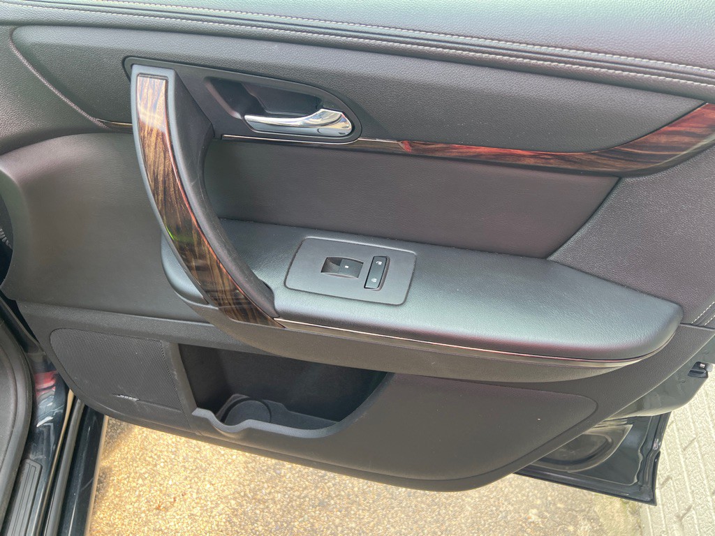 2013 GMC Acadia Image 9