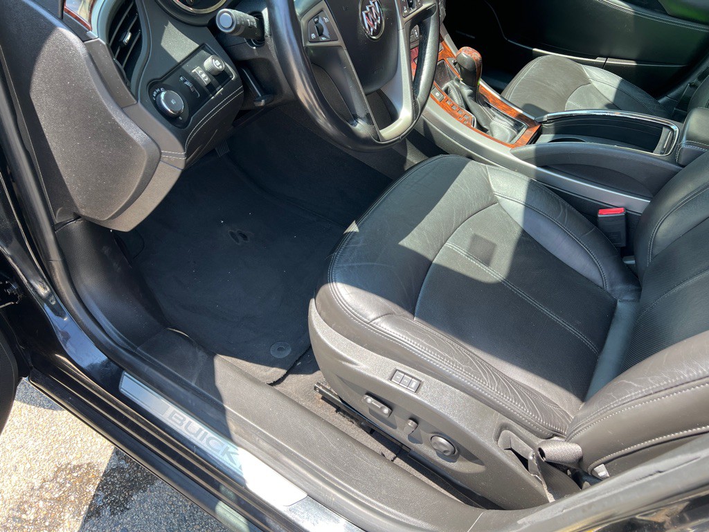 2013 Buick Lacrosse Image 18