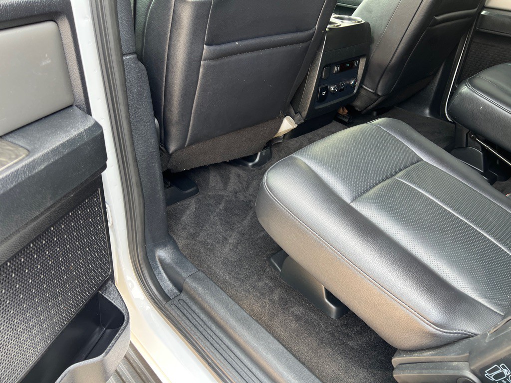 2017 Ford Expedition Image 16