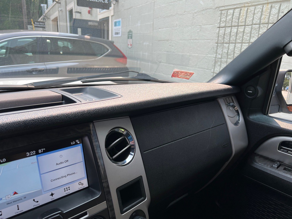 2017 Ford Expedition Image 24