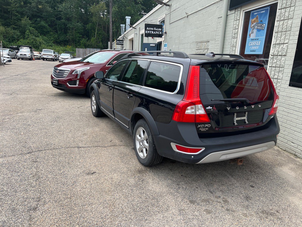 2013 Volvo XC70 Image 3