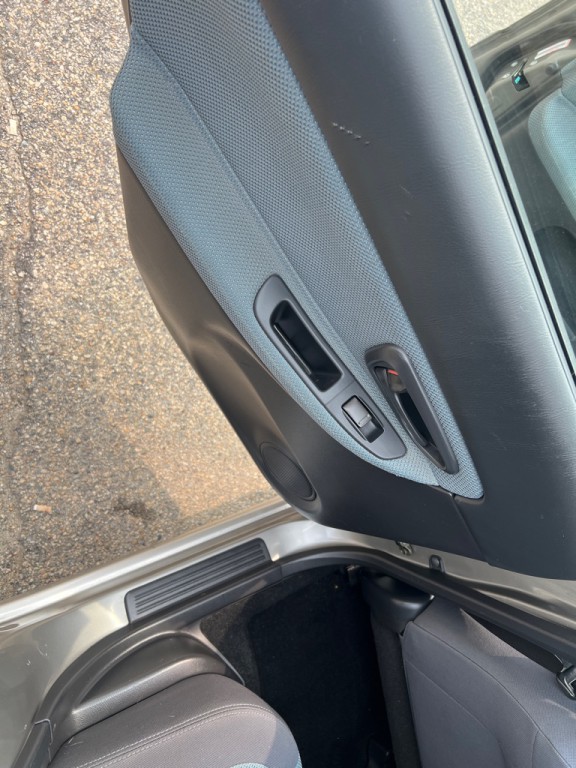 2005 Subaru Impreza Image 14