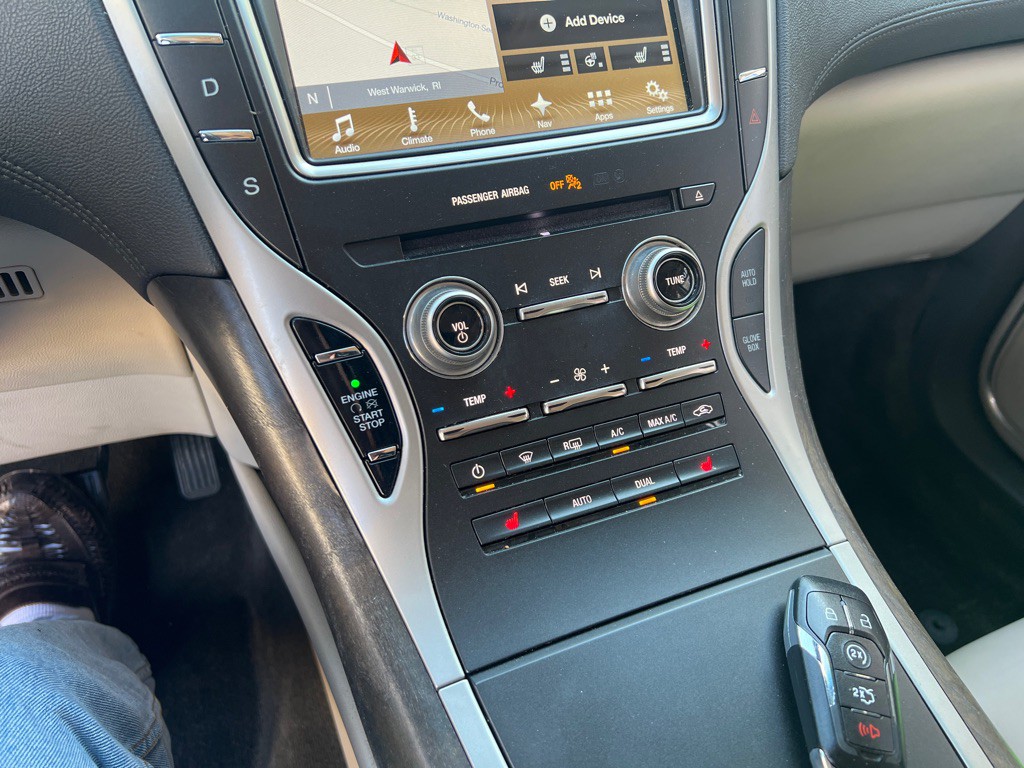 2017 Lincoln MKX Image 24