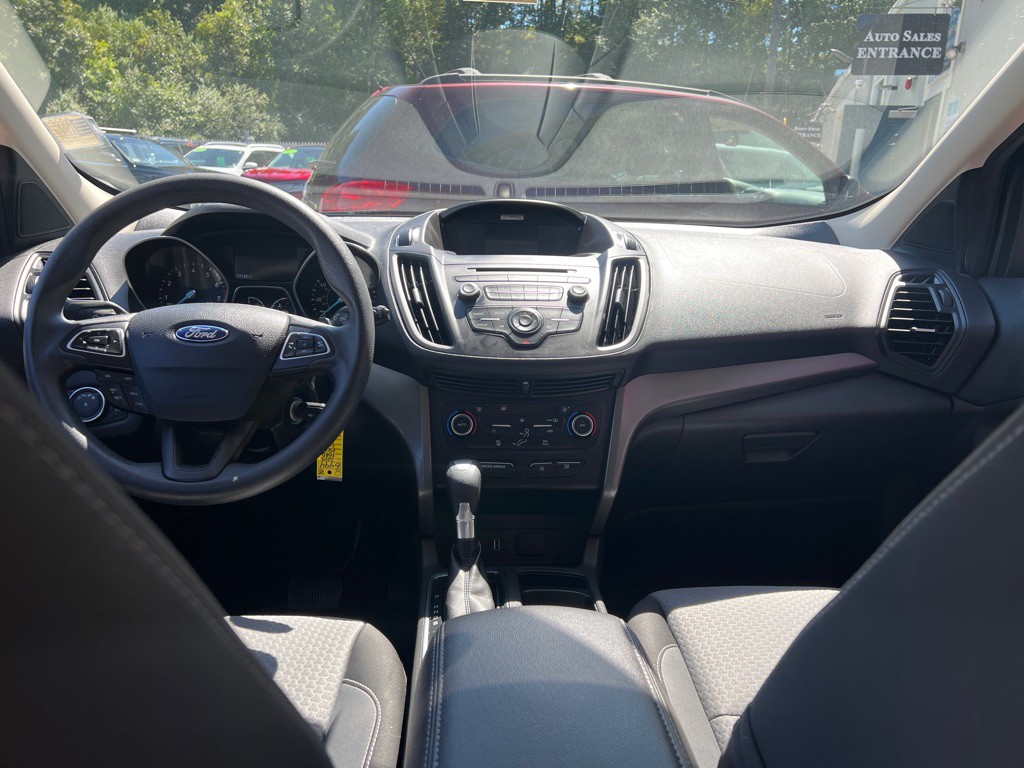 2017 Ford Escape Image 16
