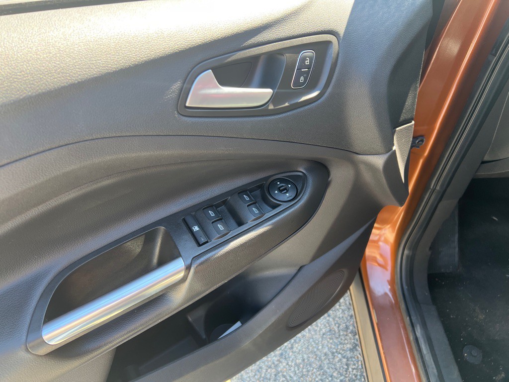 2017 Ford Escape Image 18