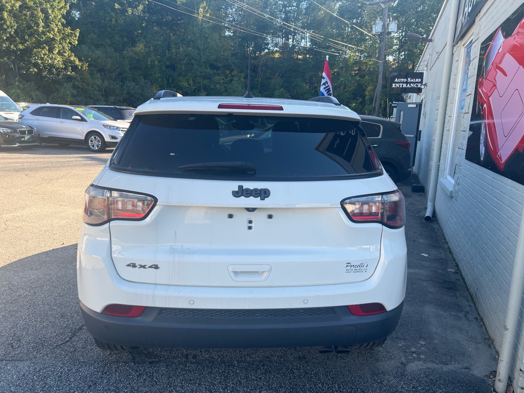 2021 Jeep Compass Image 30