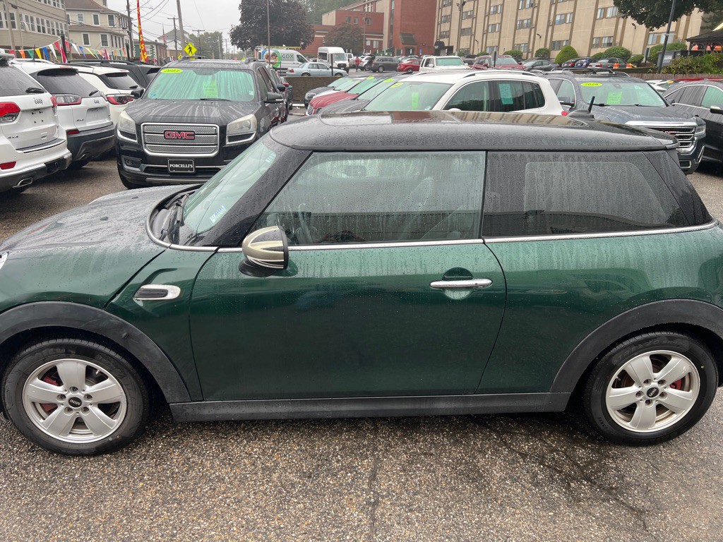 2016 MINI Cooper Image 6
