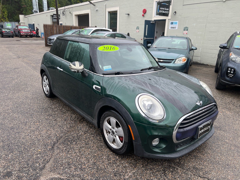 2016 MINI Cooper Image 20