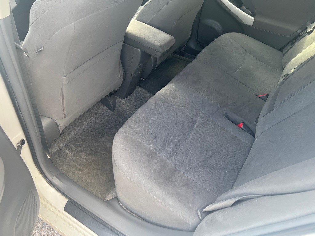 2010 Toyota Prius Image 14