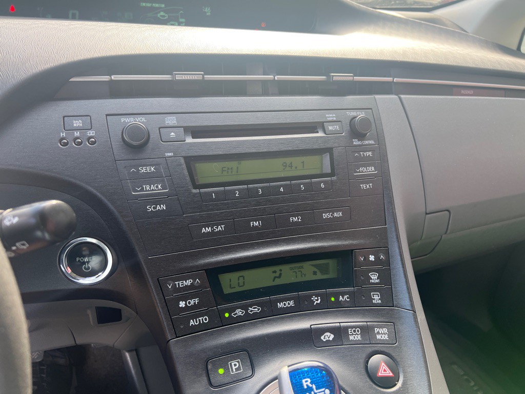 2010 Toyota Prius Image 20