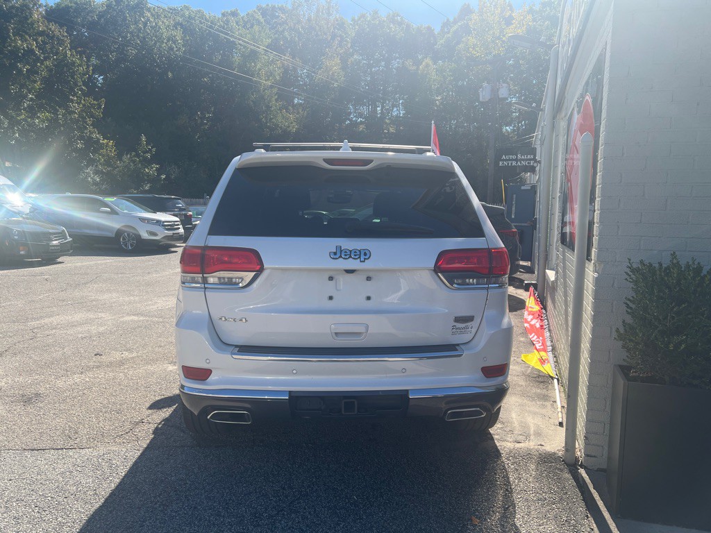 2017 Jeep Grand Cherokee Image 4